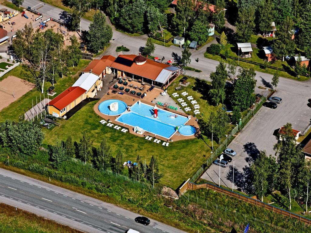 Bjoerkbackens Karaktaershotell Vimmerby Exterior photo